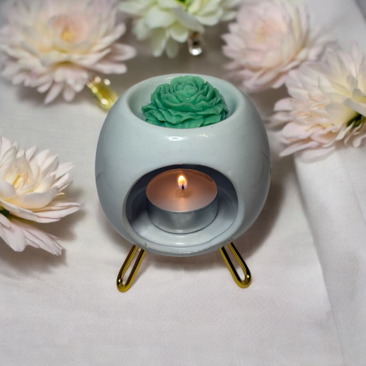 Candela White