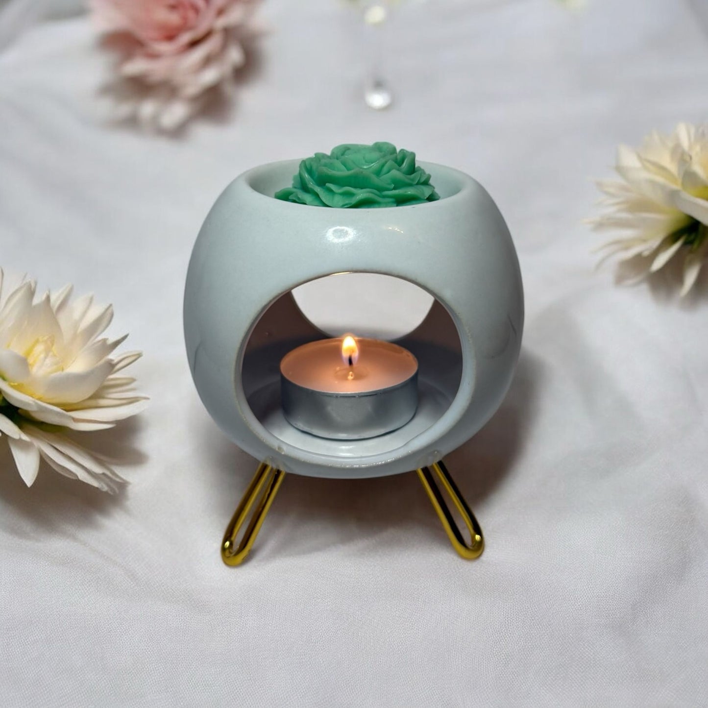 Candela White